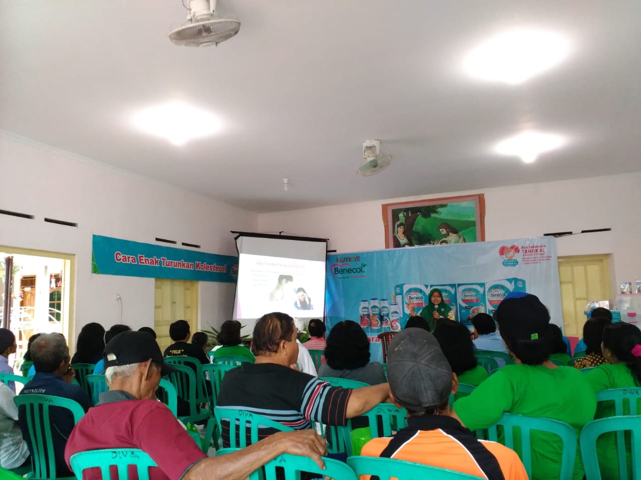 gallery kegiatan, Seminar dan Senam Sehat, Komisi Diakonia, gereja kristen jawa, gkj, gkj baki, gereja kristen jawa baki, baki, sukoharjo, gkj klasis sukoharjo, klasis sukoharjo, klasis, sinode gkj, sinode 